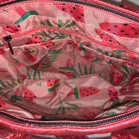 LUG BRAND NEW WITH TAG CADENCE WATERMELON METALLIC CROSSBODY BAG - Picture 6 of 9